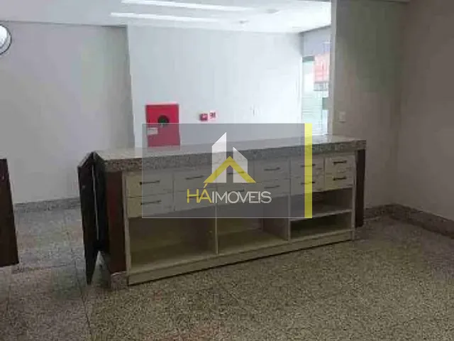 Loja com 155m², para alugar, no bairro Santa Efigênia em Belo Horizonte