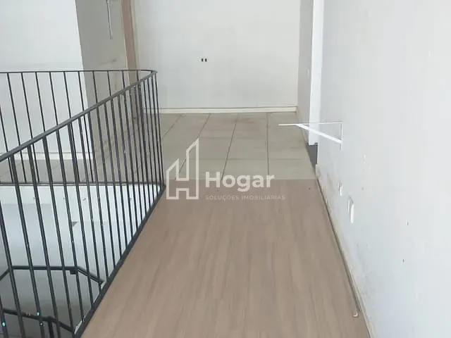 Loja 1 quarto e 4 banheiros, para alugar, no bairro Centro em Londrina