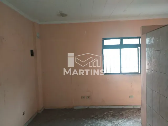 Prédio à venda, no bairro Jardim Clementino em Taboão da Serra