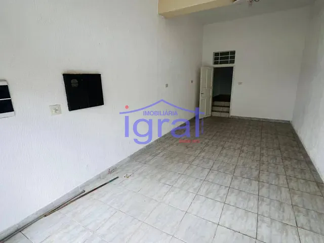 Loja para alugar, no bairro Vila Guarani (Z Sul) em São Paulo