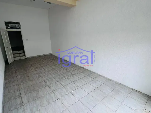 Loja para alugar, no bairro Vila Guarani (Z Sul) em São Paulo