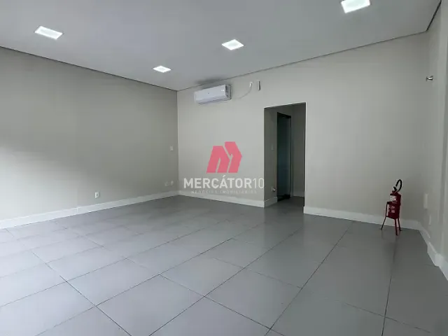 Loja para alugar, no bairro Tribess em Blumenau