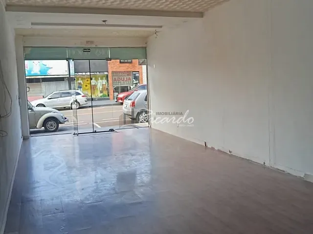 Loja para alugar, no bairro Centro em Arapongas