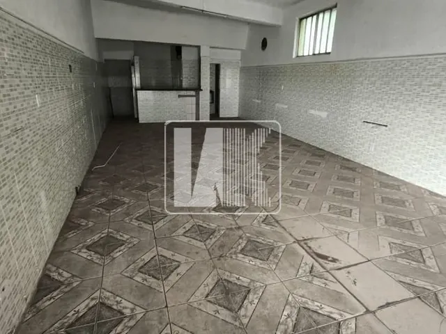 Loja com 300m², para alugar, no bairro Vila Palmares em Santo André