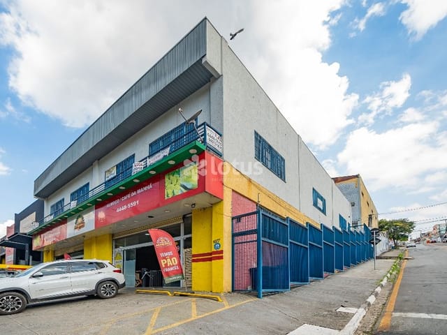 Loja com 370m², para alugar, no bairro Paraíso (Polvilho) em Cajamar