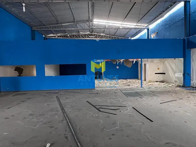 Loja com 400m², para alugar, no bairro Pina em Recife