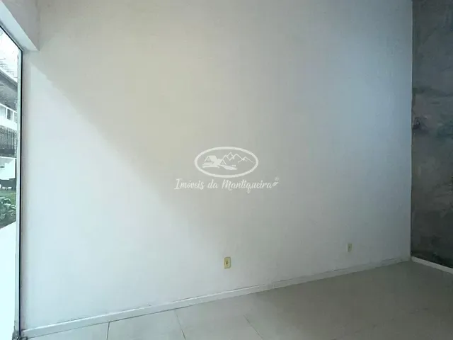 Loja com 18m², para alugar, no bairro Penedo em Itatiaia