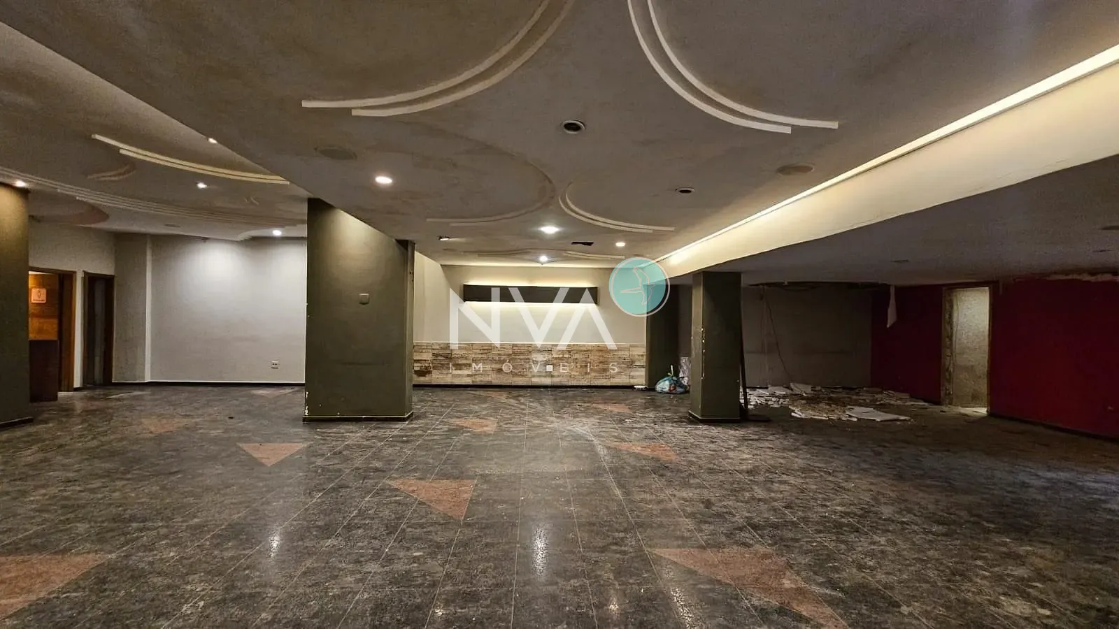 Loja-Salão, 420 m² - Foto 1