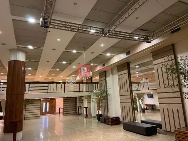 Loja com 440m², para alugar, no bairro Brooklin em São Paulo