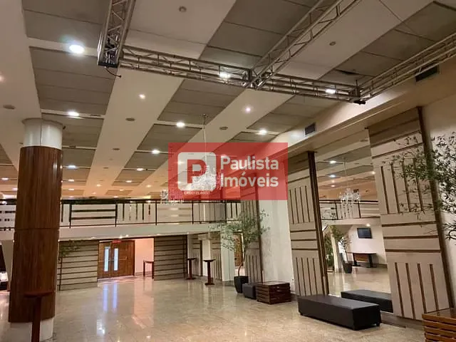 Loja com 440m², para alugar, no bairro Brooklin em São Paulo