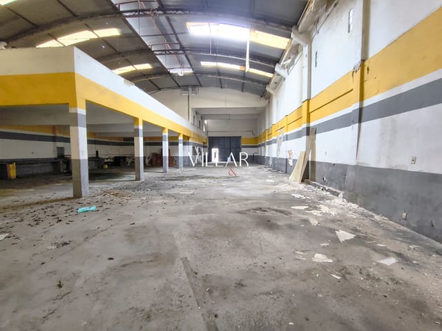 Loja com 1000m², para alugar, no bairro Penha Circular em Rio de Janeiro