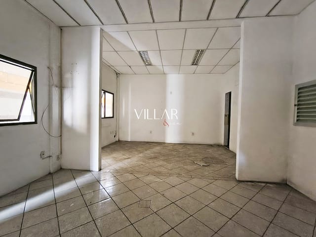 Loja com 1000m², para alugar, no bairro Penha Circular em Rio de Janeiro