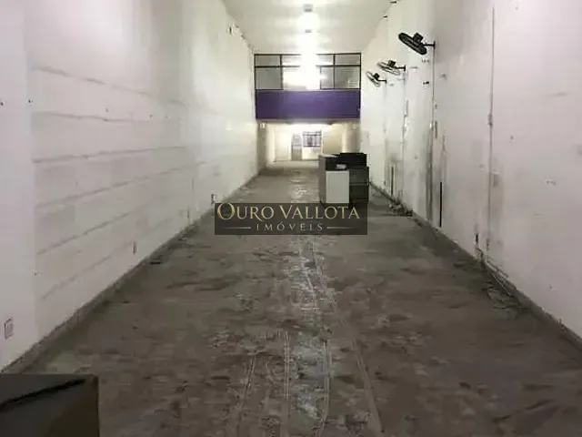 Loja com 600m², à venda, no bairro Brás em São Paulo