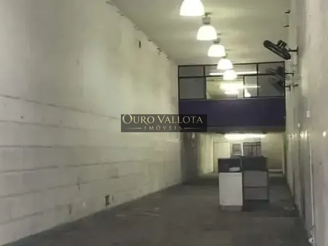Loja com 600m², à venda, no bairro Brás em São Paulo