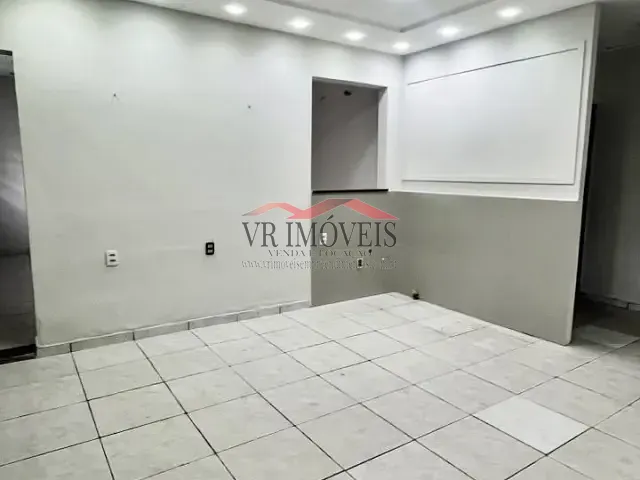 Loja para alugar, no bairro Aterrado em Volta Redonda