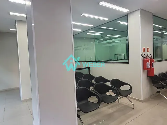 Loja com 373m², para alugar, no bairro Centro em Novo Hamburgo
