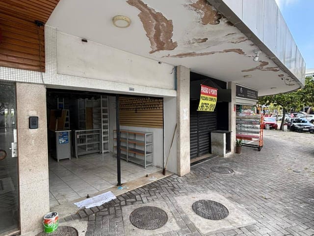 Loja com 60m², para alugar, no bairro Recreio dos Bandeirantes em Rio de Janeiro