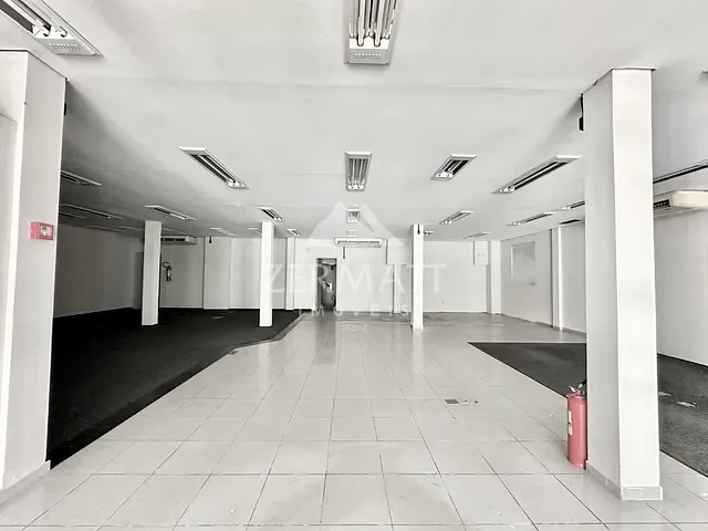 Loja com 299m², para alugar, no bairro Itoupava Norte em Blumenau