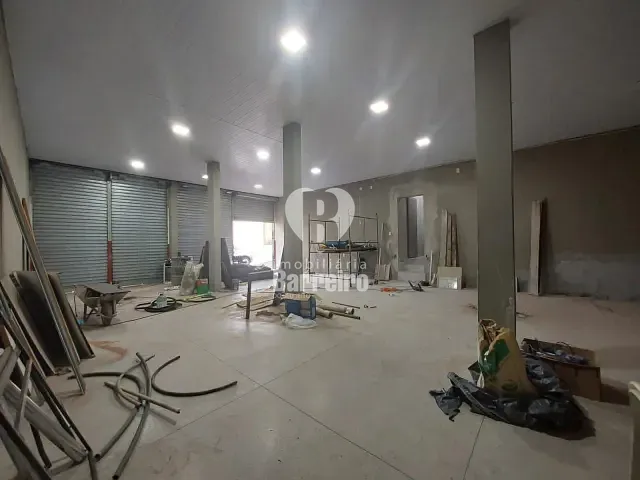 Loja com 100m², para alugar, no bairro Professor Washington Pires (Parque Durval de Barros) em Ibirité