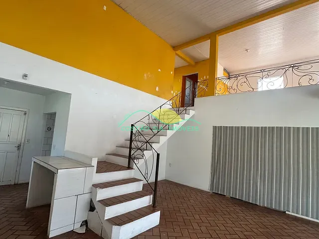 Loja com 90m², para alugar, no bairro Ribeirão da Ilha em Florianópolis