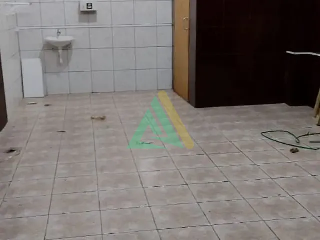 Loja com 35m², para alugar, no bairro Saúde em Mogi Mirim