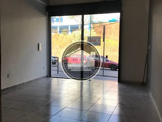 Loja para alugar, no bairro Bandeirantes em Juiz de Fora