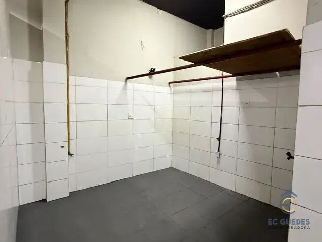 Loja para alugar, no bairro Grajaú em Rio de Janeiro