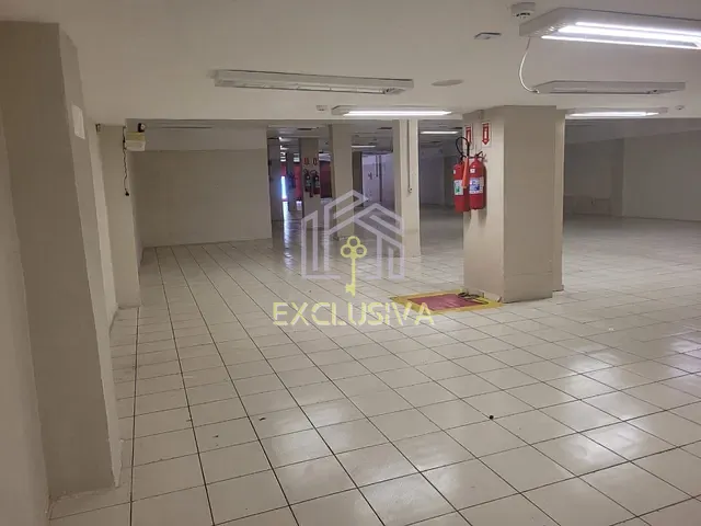 Loja à venda ou para alugar, no bairro Portuguesa em Rio de Janeiro