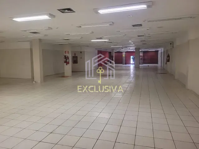 Loja à venda ou para alugar, no bairro Portuguesa em Rio de Janeiro