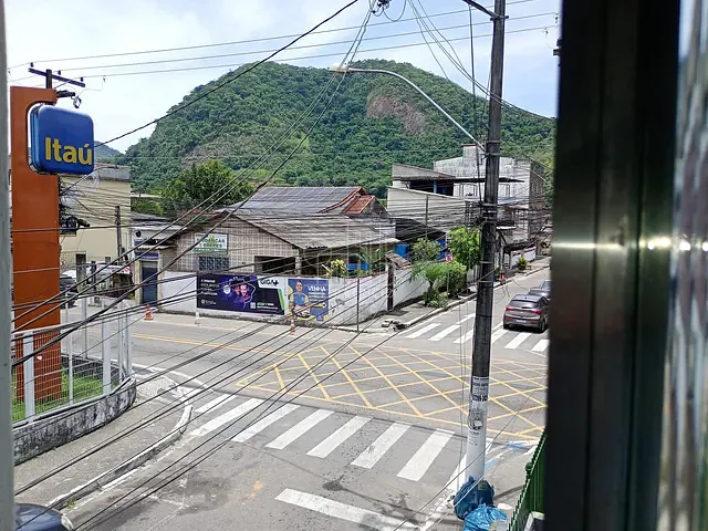 Loja com 45m², para alugar, no bairro Centro em Guapimirim