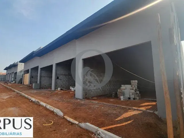 Loja com 2000m², para alugar, no bairro Jardim das Cerejeiras em Atibaia