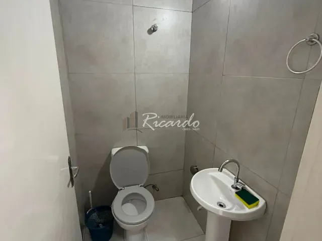 Loja para alugar, no bairro Centro em Arapongas
