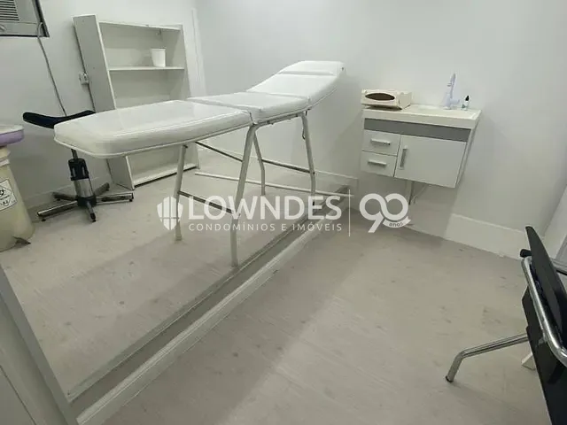 Loja com 190m², à venda, no bairro Taquara em Rio de Janeiro