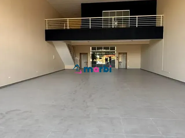 Loja com 250m², para alugar, no bairro Parque das Nações em Santa Bárbara D'Oeste