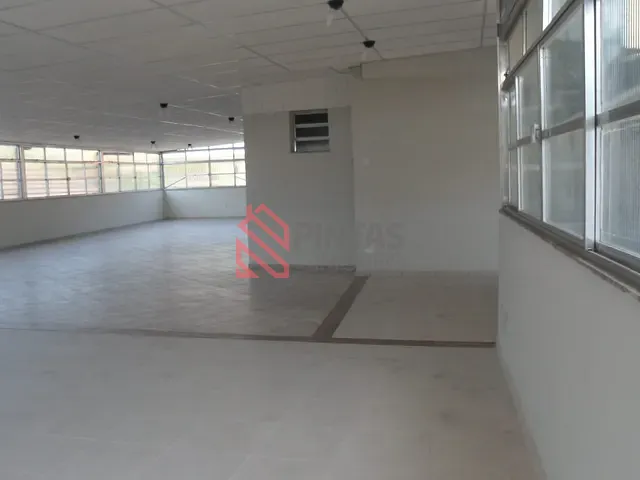 Loja para alugar, no bairro Engenhoca em Niterói