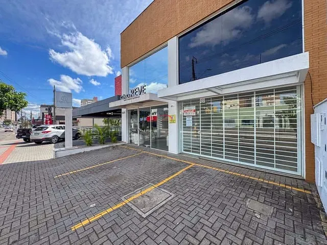 Loja com 140m², para alugar, no bairro Vitória em Londrina