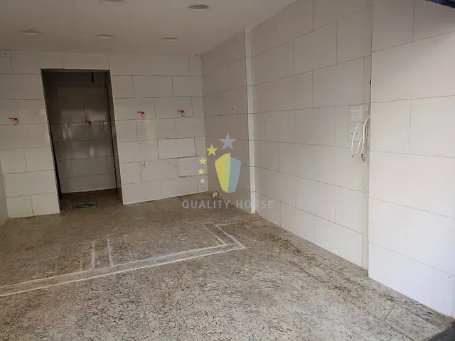 Loja com 27m², para alugar, no bairro Copacabana em Rio de Janeiro