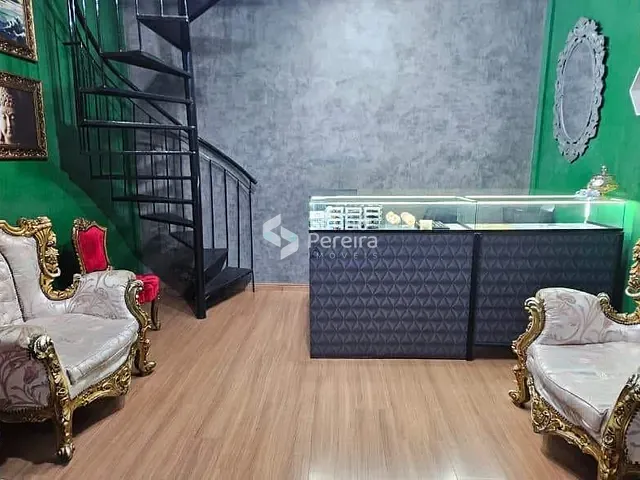 Loja à venda, no bairro Centro em Juiz de Fora