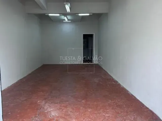 Loja com 60m², para alugar, no bairro Santa Quitéria em Curitiba
