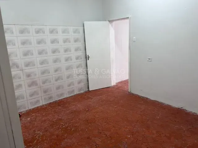 Loja com 60m², para alugar, no bairro Santa Quitéria em Curitiba