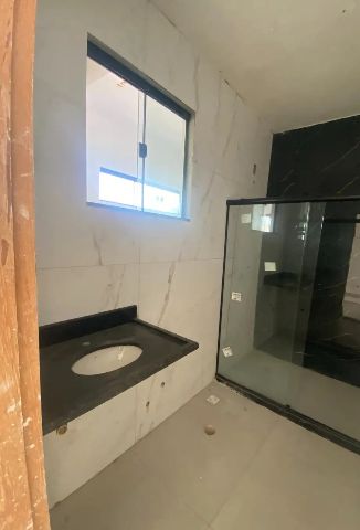 Loja para alugar, no bairro Jardim Mariléa em Rio das Ostras