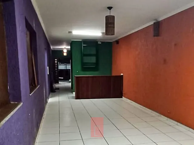 Loja com 150m², para alugar, no bairro Água Fria em São Paulo