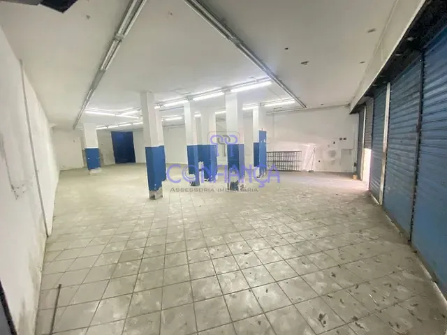 Loja com 380m², para alugar, no bairro Campo Grande em Rio de Janeiro