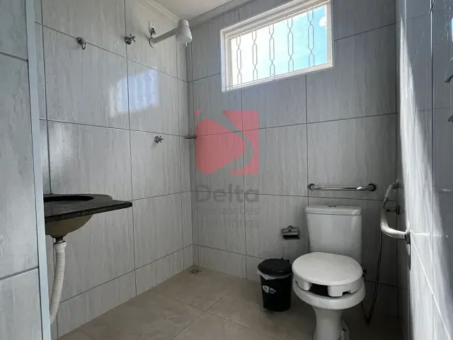Loja 1 quarto e 2 banheiros, à venda, no bairro Jardim Alto das Árvores em Pirassununga