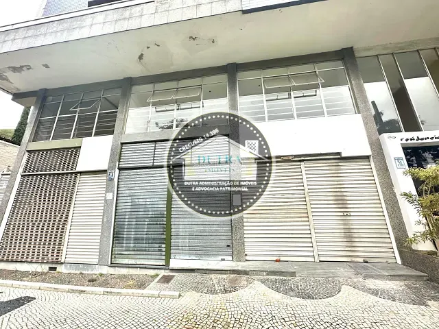 Loja para alugar, no bairro Cascatinha em Juiz de Fora