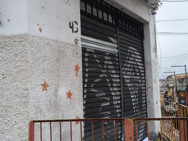 Loja para alugar, no bairro Jardim Catarina em São Paulo