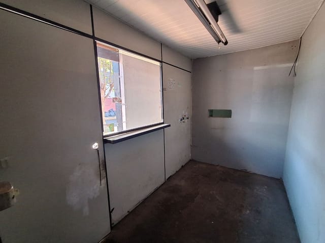 Loja com 130m², para alugar, no bairro Centro em Birigui