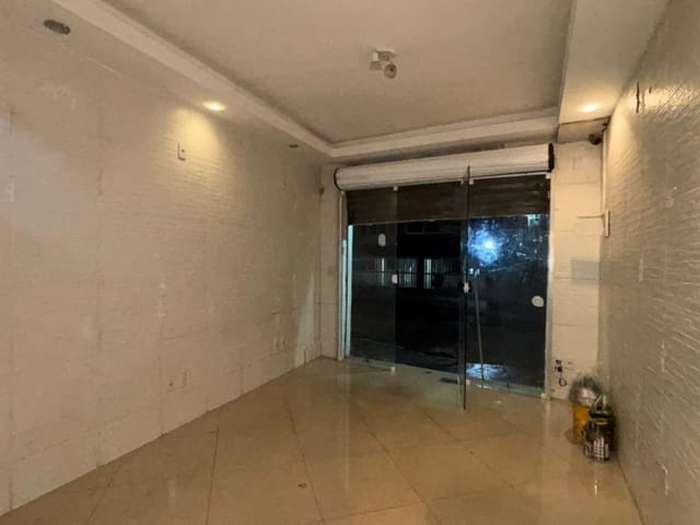 Loja para alugar, no bairro Rio Vermelho em Salvador