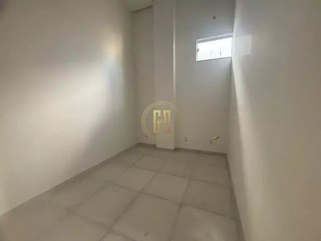 Loja à venda, no bairro Residencial Flanboyant em Nova Mutum