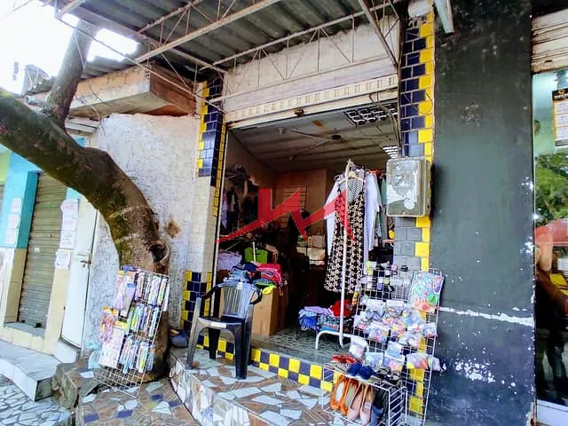 Loja com 12m², à venda ou para alugar, no bairro Alcântara em São Gonçalo